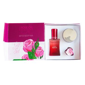 Козметичен комплект Native Beauty Box Biofresh с розово масло